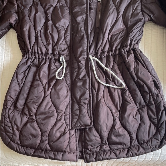 VARLEY Quilted Hooded Jacket - Picture 7 of 15